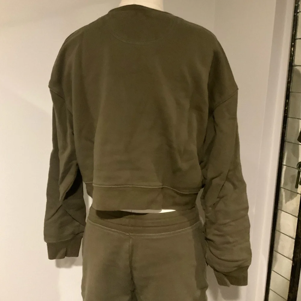 Girlfriend Collective Olive Green Top - Picture 3 of 5